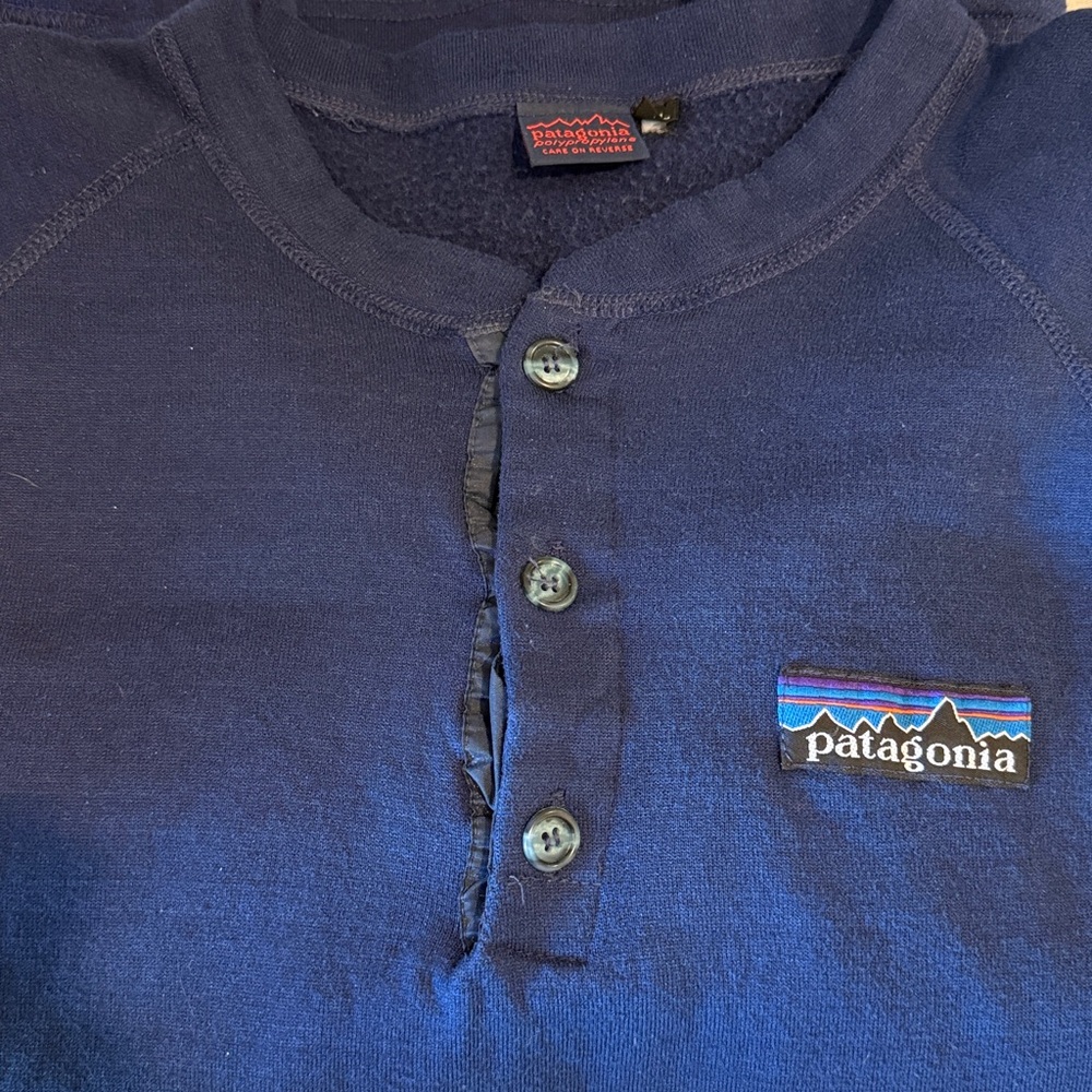 Vintage Patagonia 100% Polypropylene Thermal Henley Base Layer, Dark Blue, XL